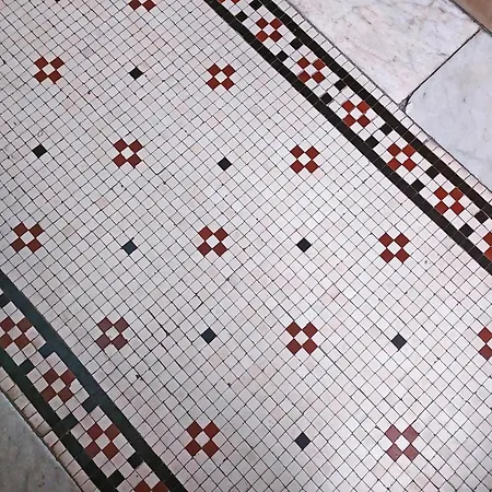 ドムス マッジョーレ ゲストハウス 4*