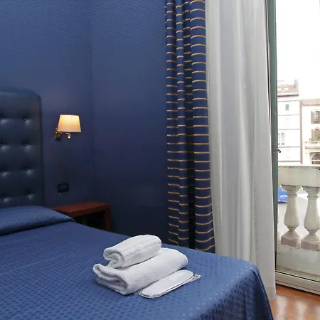 ゲストハウス ドムス マッジョーレ