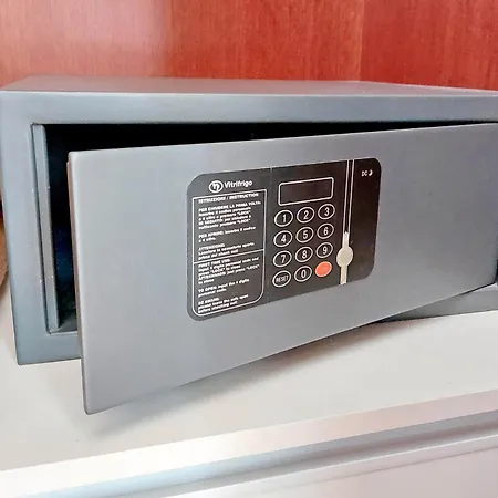 ゲストハウス ドムス マッジョーレ