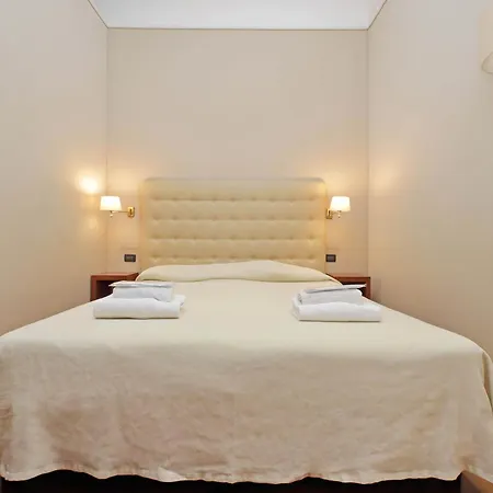 Πανσιόν Domus Maggiore 4*